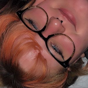 Meet your Posher, Isabelle